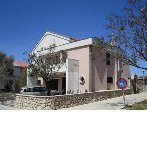 Attractive House apartment in Pag Dalmatia, Croatia