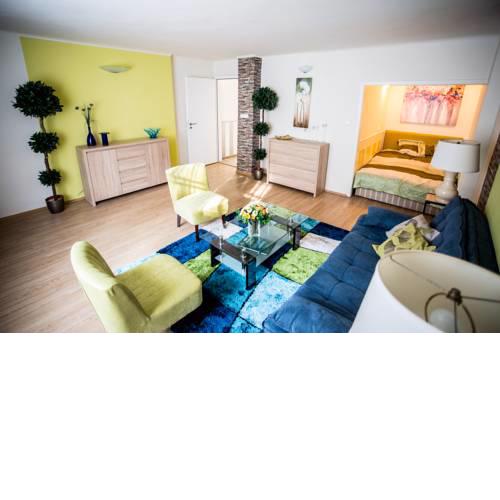 Auburn Apartment