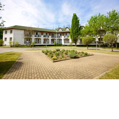 Auguszta Hotel és Diákszálló