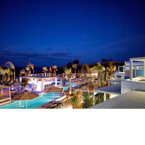 Aurora Luxury Suites