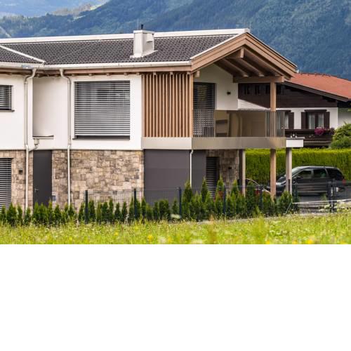 Aurora Mountain Chalet by Alpin Rentals