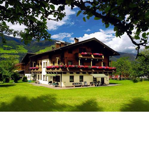 Authentic apartment in Mittersill with balcony