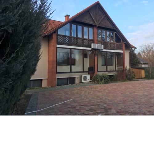 Autosztráda Apartman
