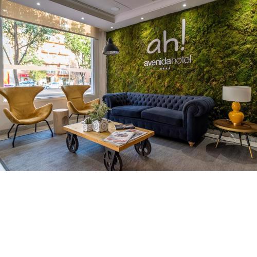 Avenida Hotel