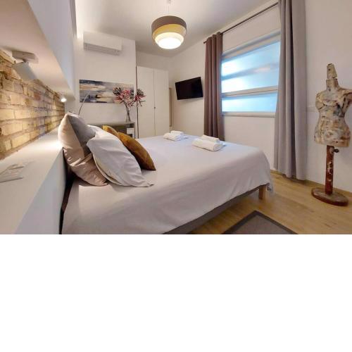 Aventino Contemporary Apartment