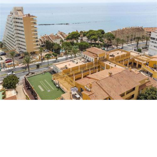 Awesome Apartment In Benalmdena Costa With Outdoor Swimming Pool, Wifi And 3 Bedrooms