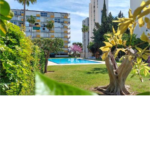 Awesome Apartment In Benalmdena With Outdoor Swimming Pool And 2 Bedrooms 2