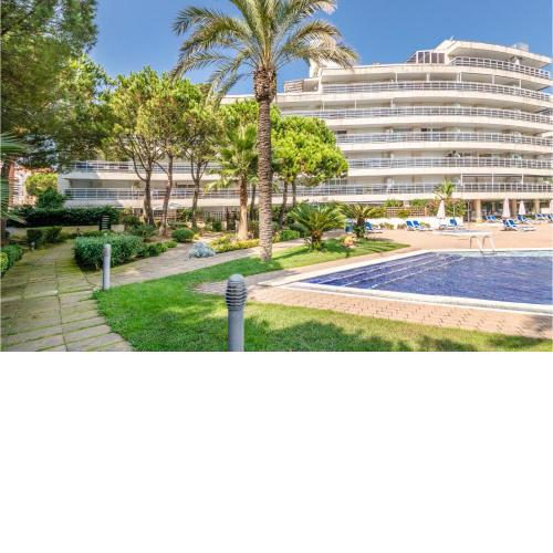 Awesome apartment in Blanes with 2 Bedrooms, WiFi and Indoor swimming pool