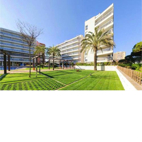 Awesome Apartment In Blanes With Outdoor Swimming Pool, Jacuzzi And Wifi