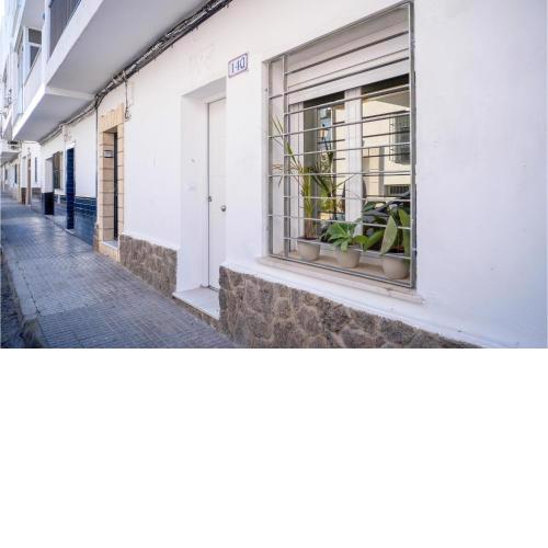 Awesome Apartment In Conil De La Frontera With Wifi And 2 Bedrooms