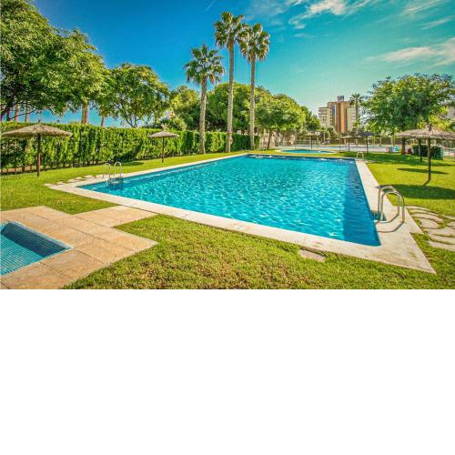 Awesome Apartment In El Campello With Wifi, Outdoor Swimming Pool And Swimming Pool