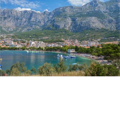 Awesome apartment in Makarska with WiFi and 2 Bedrooms