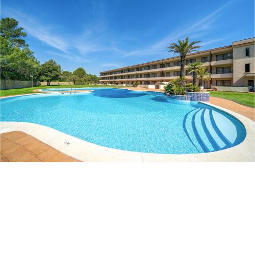 Awesome Apartment In Pals With Outdoor Swimming Pool, Wifi And 1 Bedrooms 2