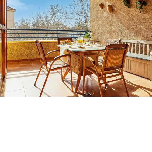 Awesome apartment in San Lucar de Barrameda with Outdoor swimming pool and 3 Bedrooms