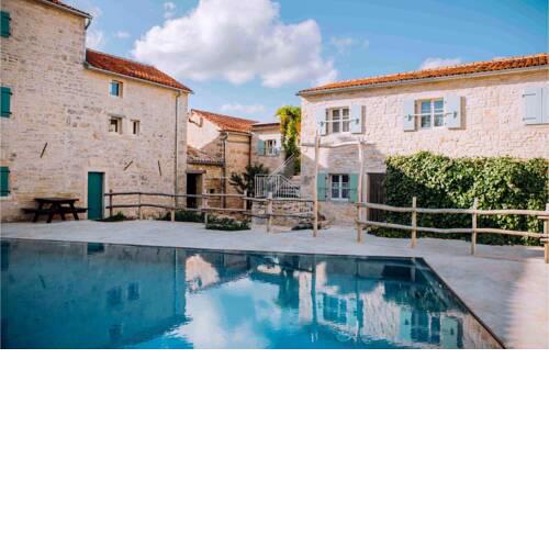 Awesome apartment in Zminj with Outdoor swimming pool