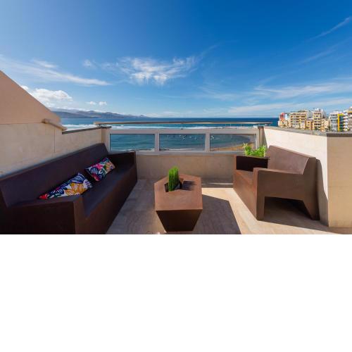 Awesome beachfront terrace By CanariasGetaway