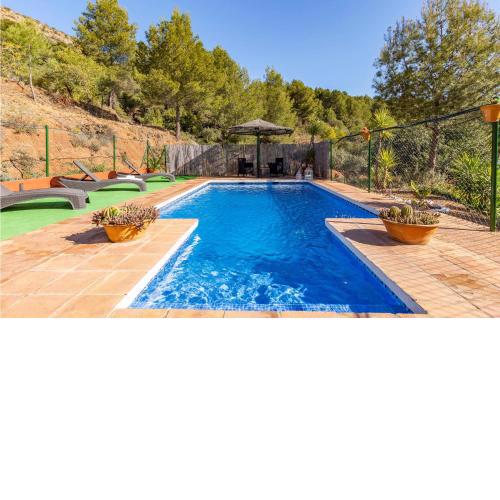 Awesome Home In Alozaina With 3 Bedrooms, Outdoor Swimming Pool And Swimming Pool
