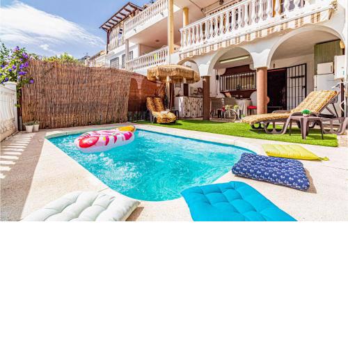Awesome Home In Benalmadena Malaga With 3 Bedrooms, Wifi And Swimming Pool