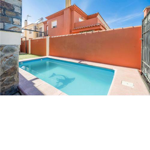 Awesome Home In Cadiz With 3 Bedrooms, Wifi And Swimming Pool