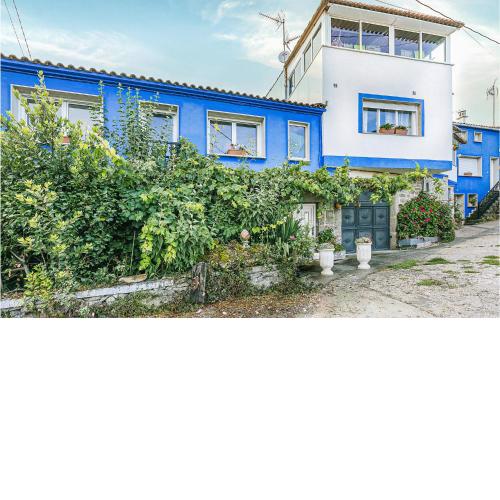 Awesome home in Diomondi with 4 Bedrooms, WiFi and Outdoor swimming pool