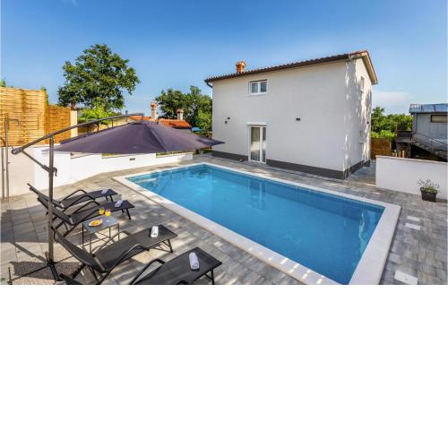 Awesome home in Labin with Outdoor swimming pool, WiFi and 2 Bedrooms