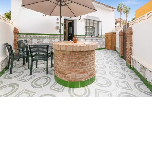 Awesome home in Mlaga with 2 Bedrooms and WiFi