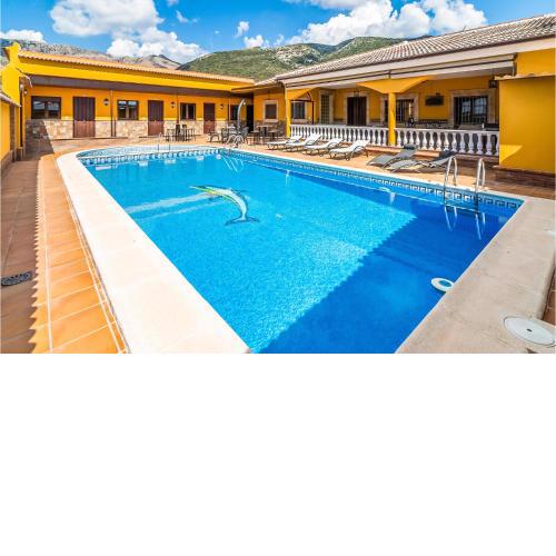Awesome home in Priego de Cordoba with 7 Bedrooms, WiFi and Outdoor swimming pool
