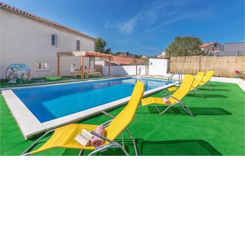 Awesome home in Pula w/ Outdoor swimming pool, WiFi and 4 Bedrooms