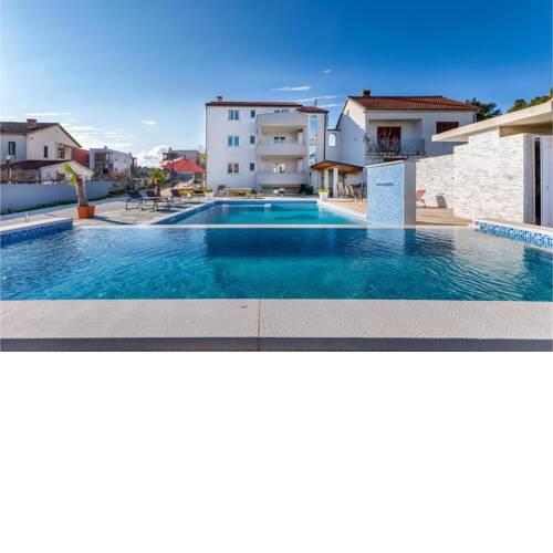 Awesome home in Pula with Outdoor swimming pool and 8 Bedrooms