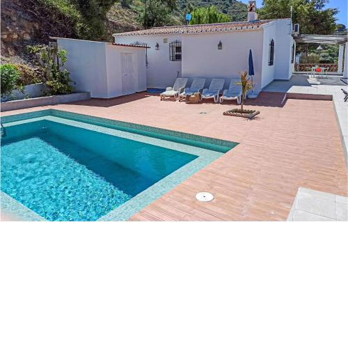 Awesome Home In Torrox With 2 Bedrooms, Private Swimming Pool And Outdoor Swimming Pool
