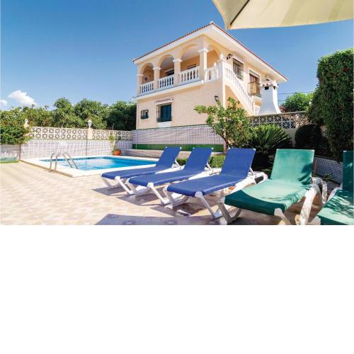 Awesome Home In Torrox With 3 Bedrooms, Private Swimming Pool And Outdoor Swimming Pool