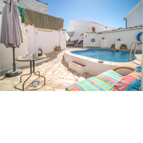 Awesome Home In Villanueva De Algaidas With Wifi