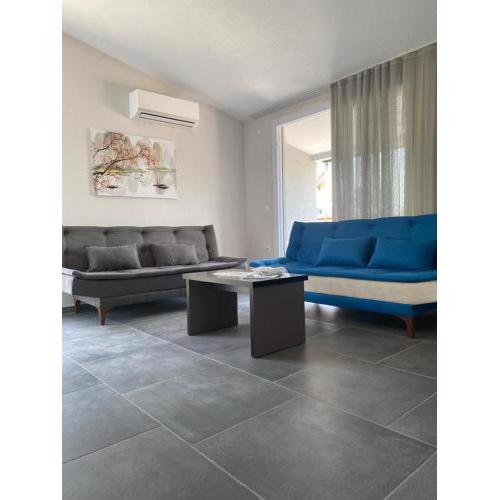 AyBahçesi Apart