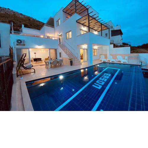 AYRİS VILLAS & HOUSES
