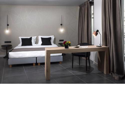 Azur Suites