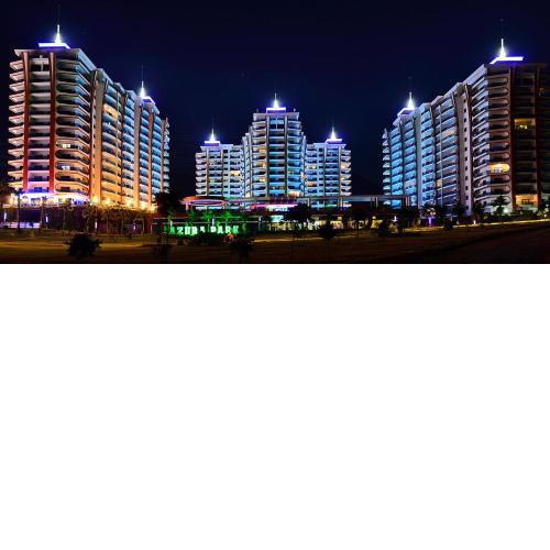 Azura Park Apartments
