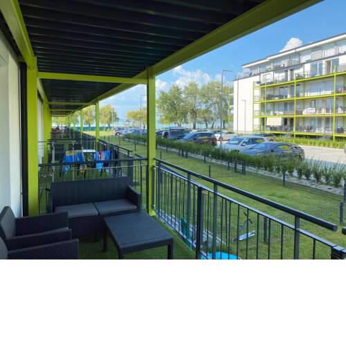 B-Lake Silver Apartment