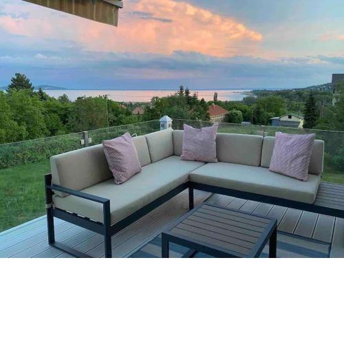 Badacsonyörsi nyaraló panorámával