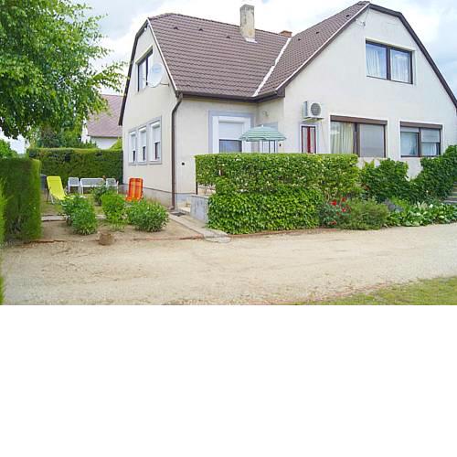 Badacsonytomaj apartman 2+2 fő részére