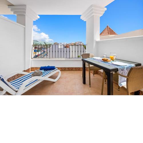 Bahia Blue - La Caleta