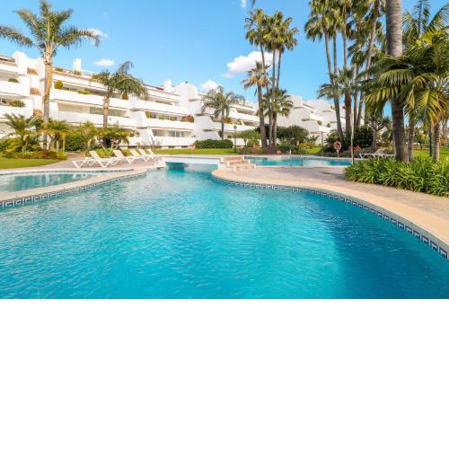 Bahia de Marbella apartment near the beach
