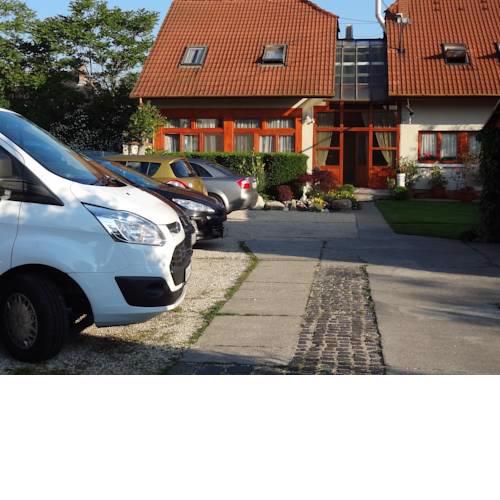 Bai Panzió