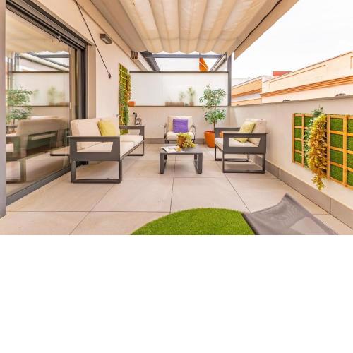 Bajeles City Center Deluxe by Valcambre