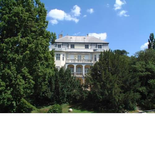Bakator House Gellert Hill