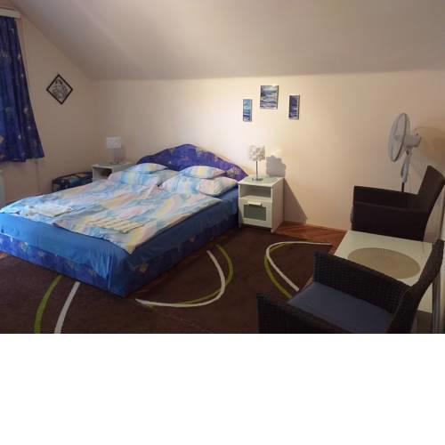 Balaton-Lak Apartmanház