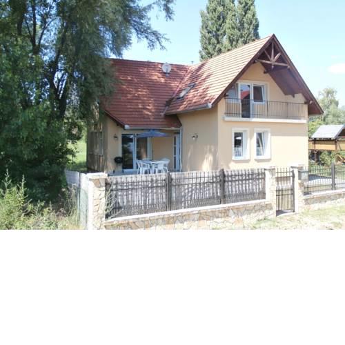 Balaton Villa