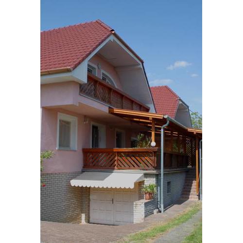 Balatongyörök, Sissy appartement