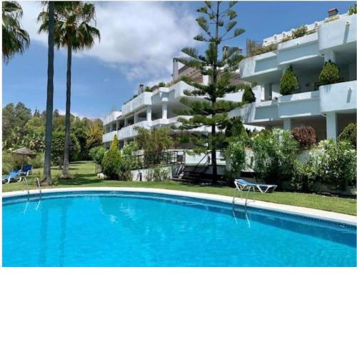 Balcones de Puente Romano Penthouse