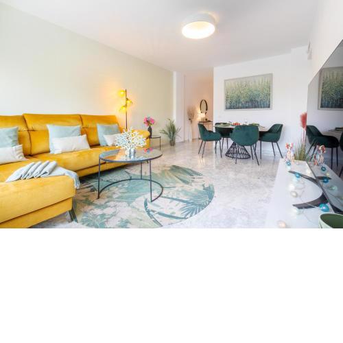 Banus Playa Rocio Beach Access Complex