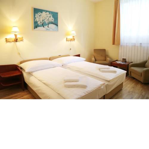 Bara Guest House